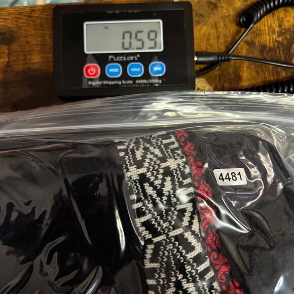 Obermeyer Black and Red Men's Sweater - Picture 10 of 10